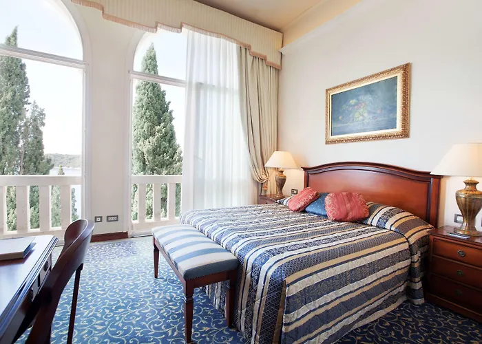 מלון Grand Argentina 5*