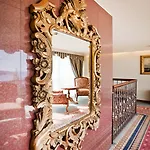מלון Grand Argentina 5*